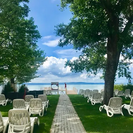 Balaton 4* شيوفوك