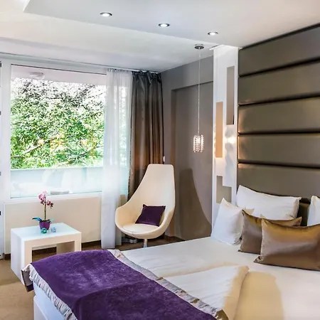 Balaton Hotell 4*