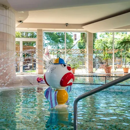 Balaton Hotell